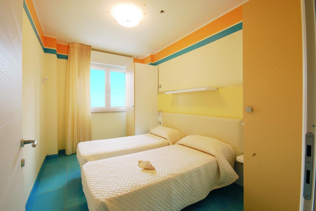 Residence Abruzzo Resort Tortoreto Habitación foto